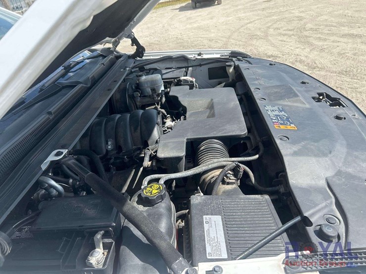 2019-chevrolet-suburban-image-7