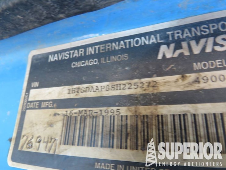 international-4900-image-8