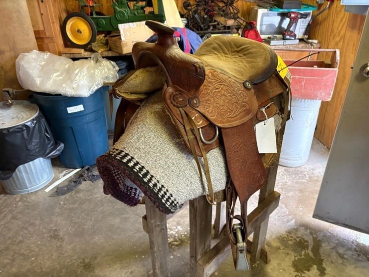 western-saddle-image-7