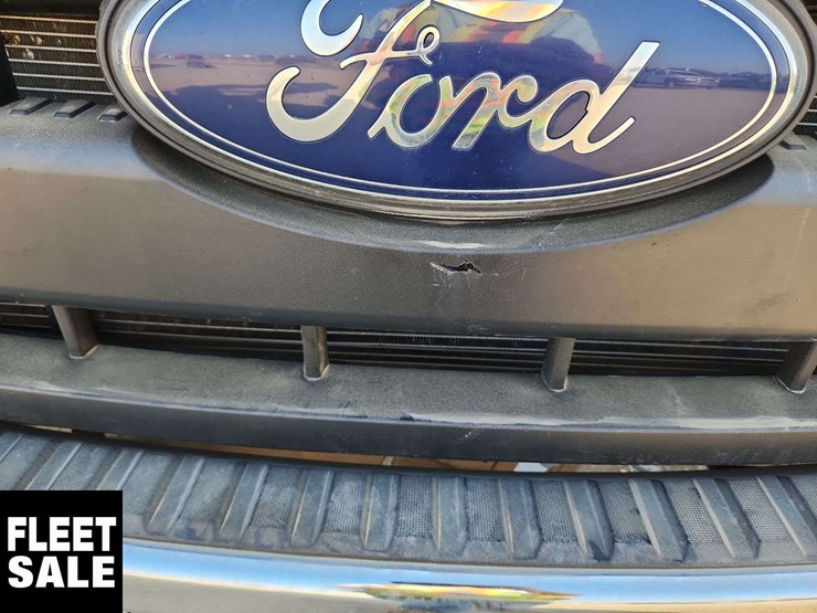 2016-ford-f550-image-46