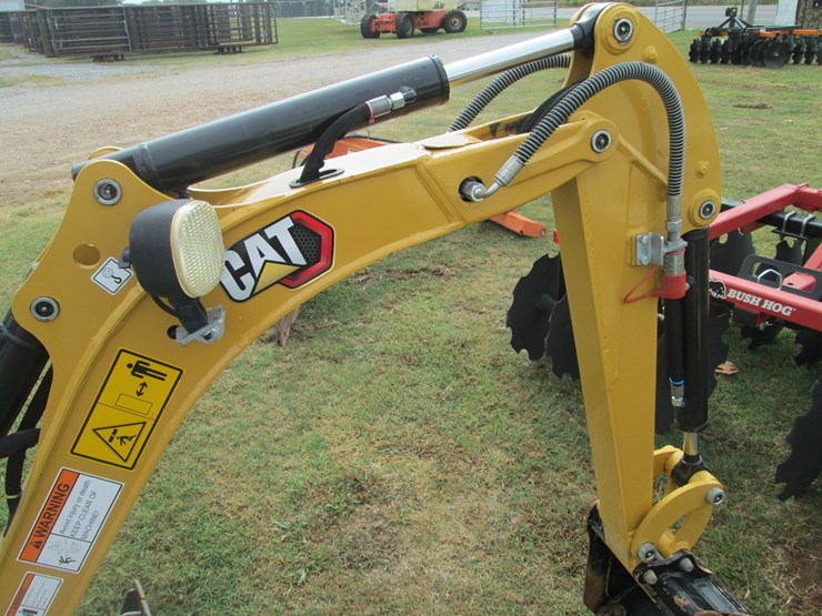2023-caterpillar-300.9d-image-17