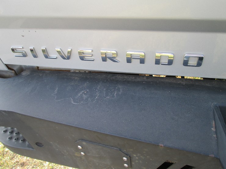 2016-chevrolet-silverado-image-10