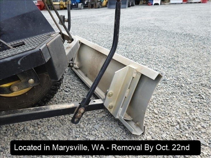 2013-john-deere-1200-image-17