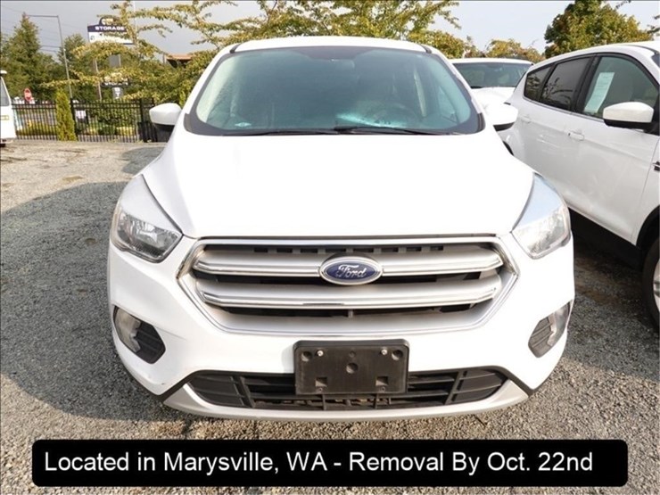 2017-ford-escape-se-image-14