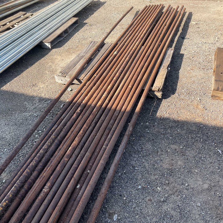 #1948 • (15) Metal Pipes