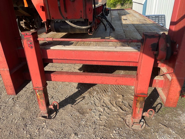 #1892-•-1991-hillsboro-dual-axle-gooseneck-flatbed-trailer-(has-wi-title)-image-11