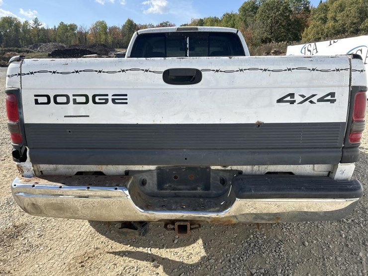 2000-dodge-2500-image-4