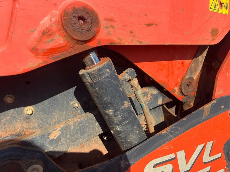 2019-kubota-svl75-2-image-22