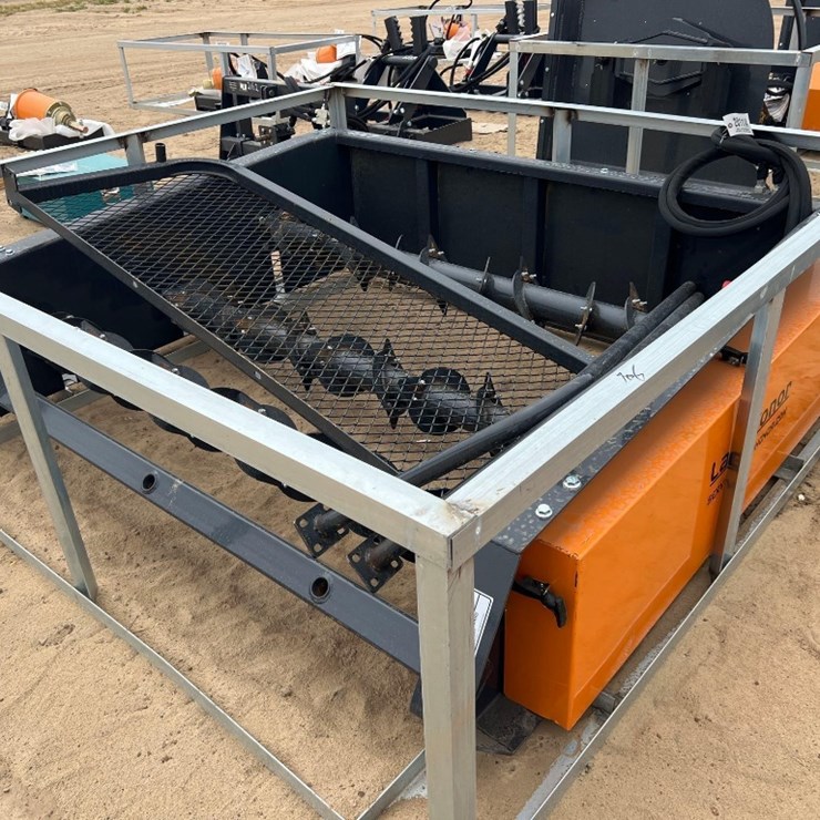 UNUSED LANDHONOR RBP-13-72W 72" RIPPER BEDDER
