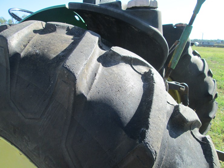 2001-john-deere-5205-image-5
