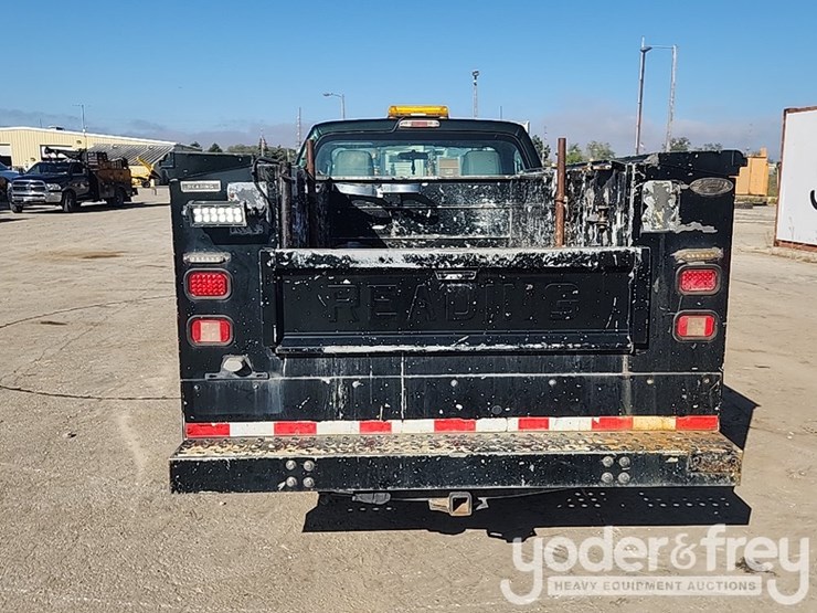 2016-ford-f350-xl-image-7