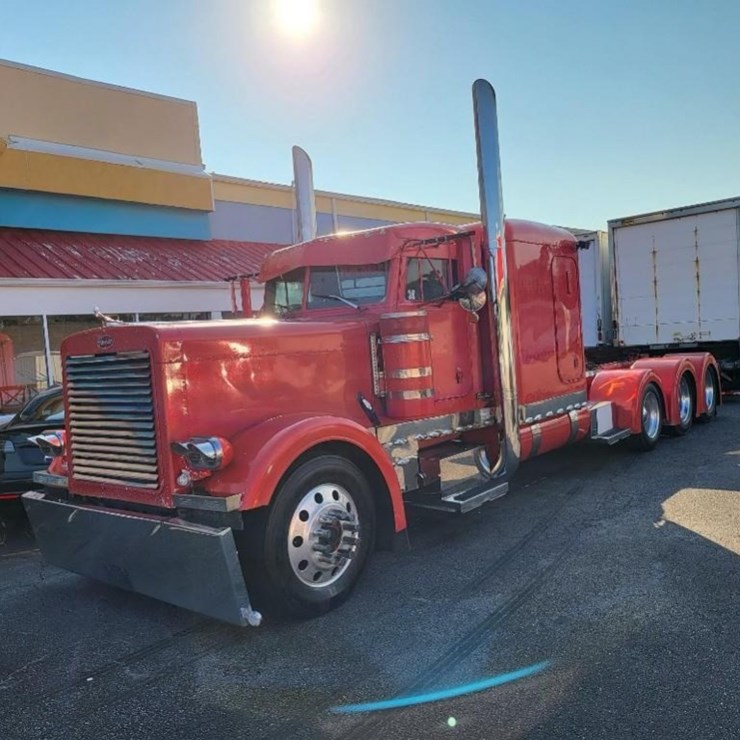 1990 PETERBILT 379
