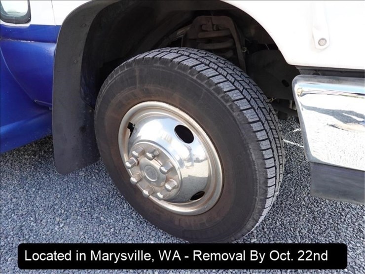 2012-ford-e450-image-13
