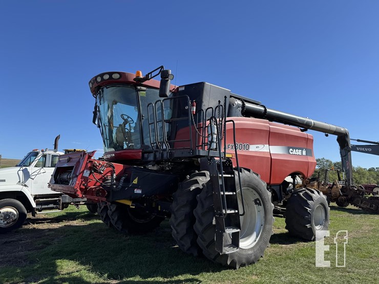2004-case-ih-8010-image-1