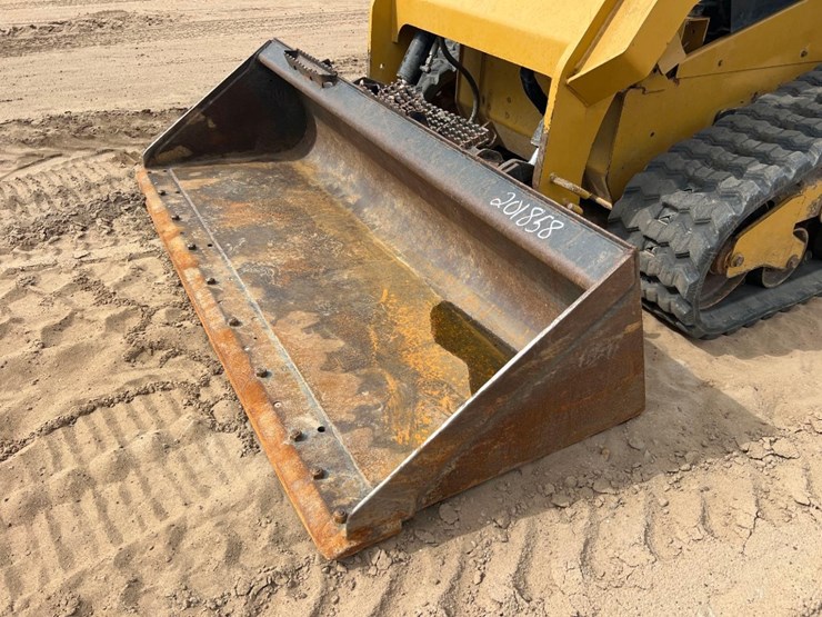 2018-caterpillar-259d-image-9