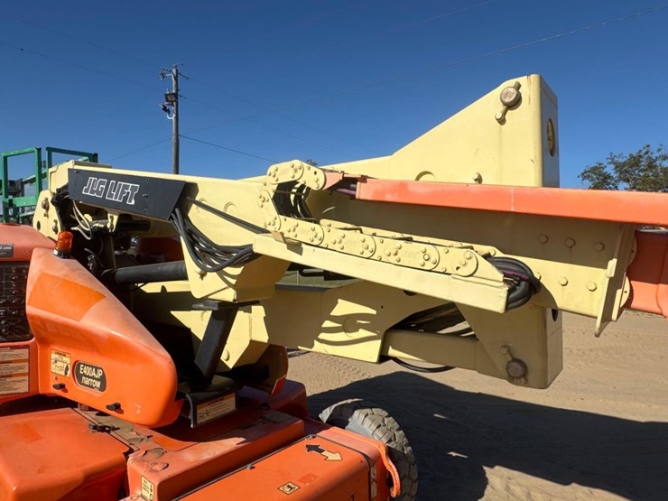2008-jlg-e400ajpn-image-16