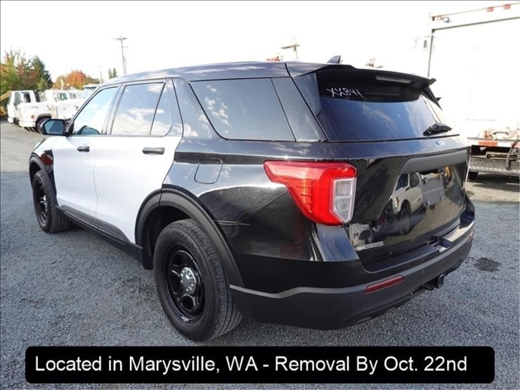 2020-ford-explorer-image-10