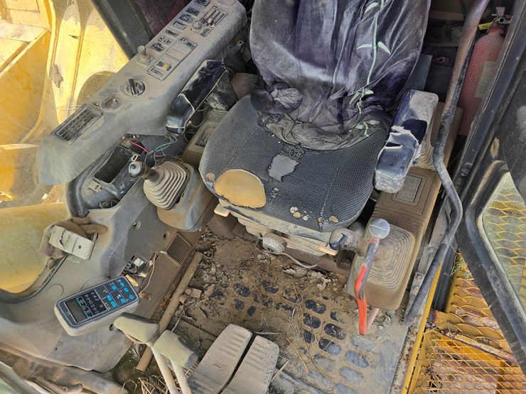 komatsu-pc750-se-image-95