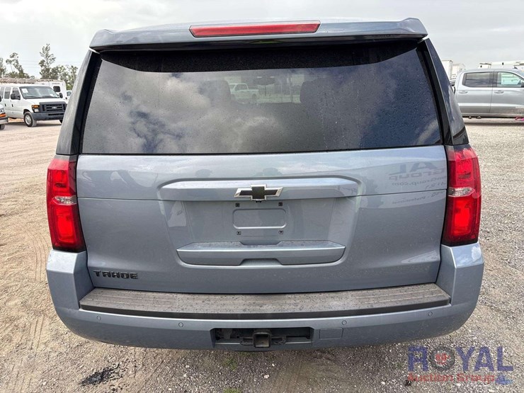 2016-chevrolet-tahoe-image-23