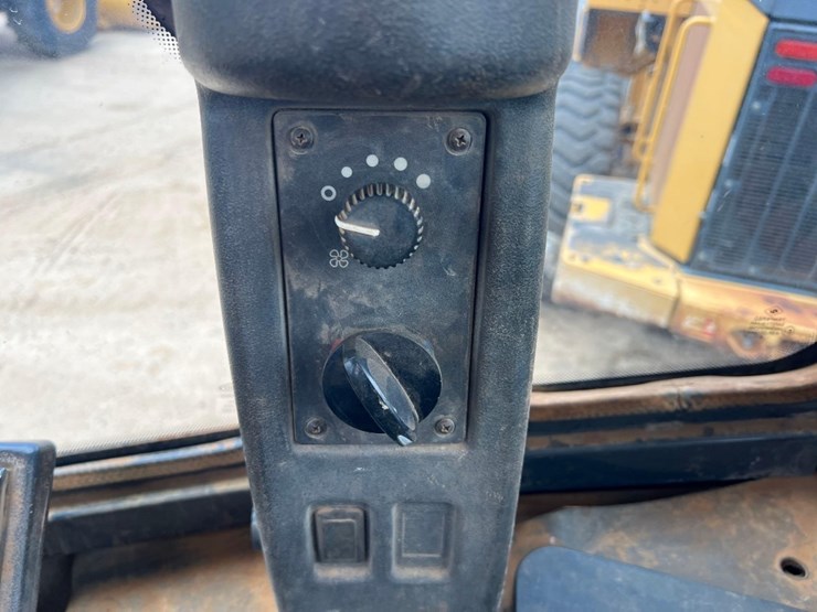 deere-544k-image-33