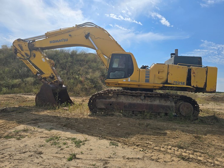 komatsu-pc750-se-image-30
