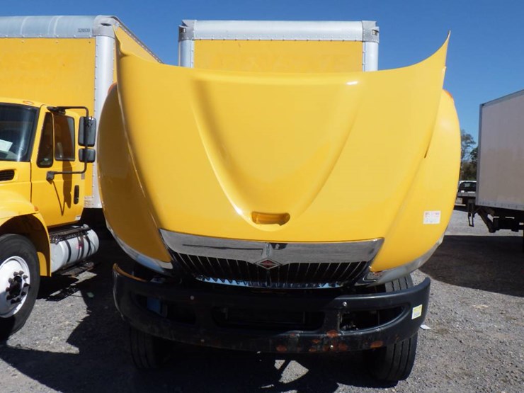 2019-international-durastar-4300-image-11