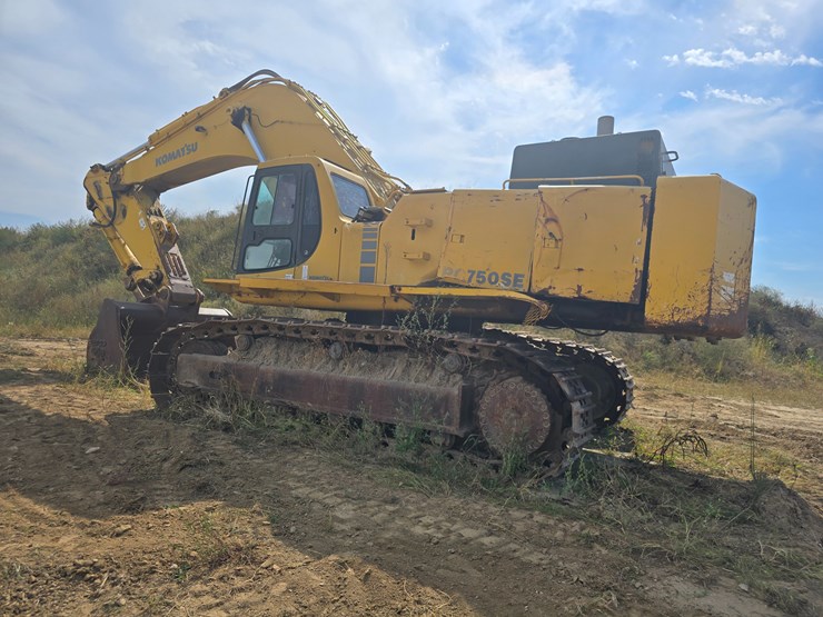 komatsu-pc750-se-image-25