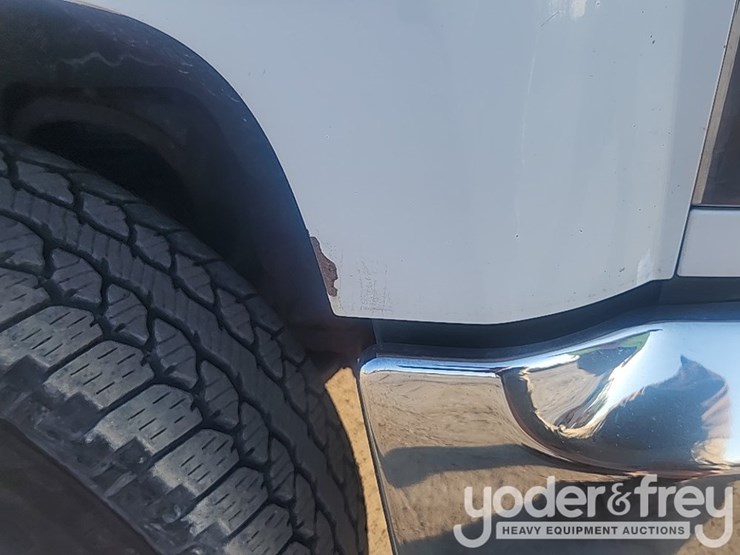 2017-chevrolet-1500-image-23