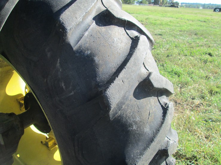 2001-john-deere-5205-image-10
