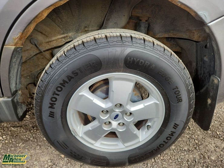 2009-ford-escape-image-29