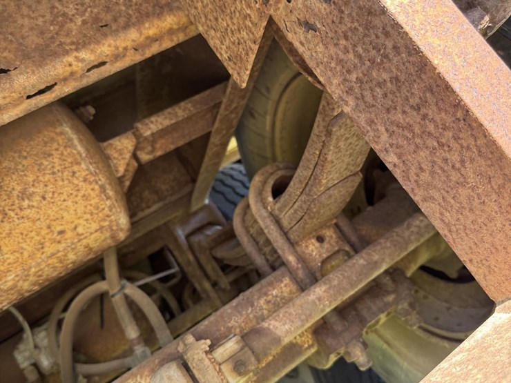 1979-wilson-ground-load-image-19