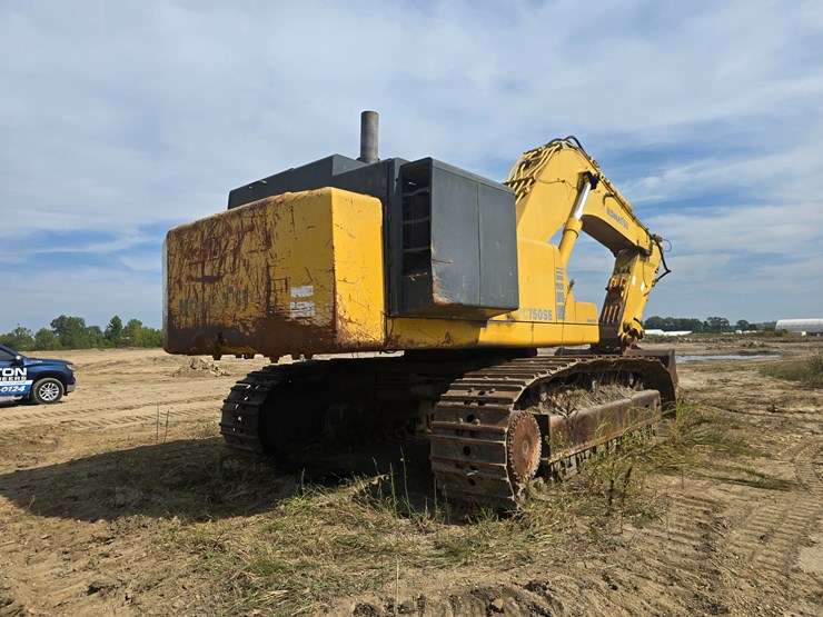 komatsu-pc750-se-image-11