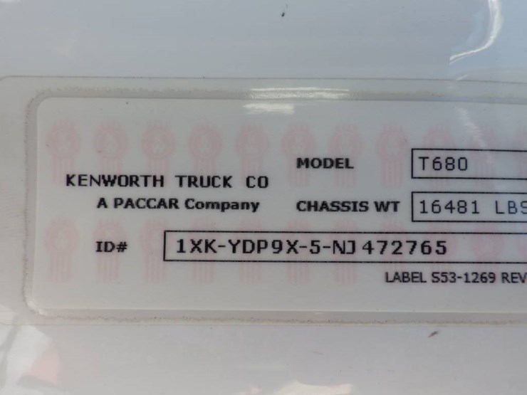 2022-kenworth-t680-image-12