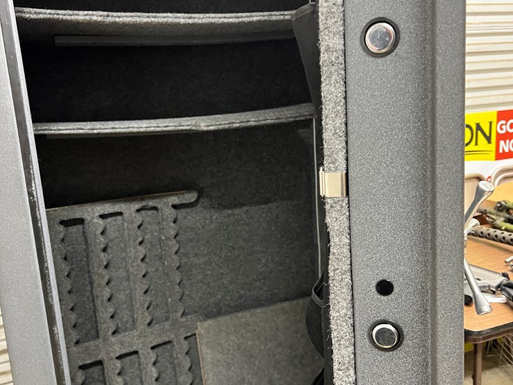 #11-•-#4158-•-liberty-safe-timber-ridge-safe-model:-lz-150-image-9