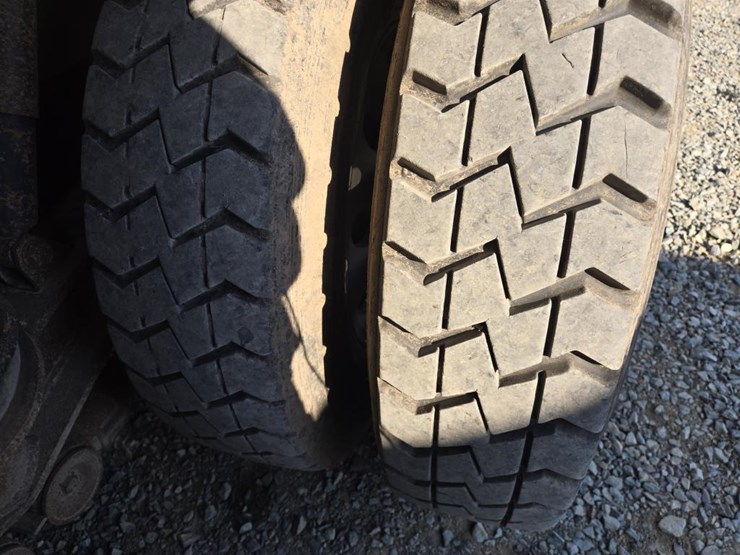 2003-caterpillar-c12-image-60
