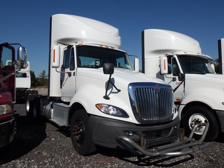 international-prostar-image-2