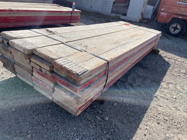 #1970-•-(32)-scaffolding-planks-image-3