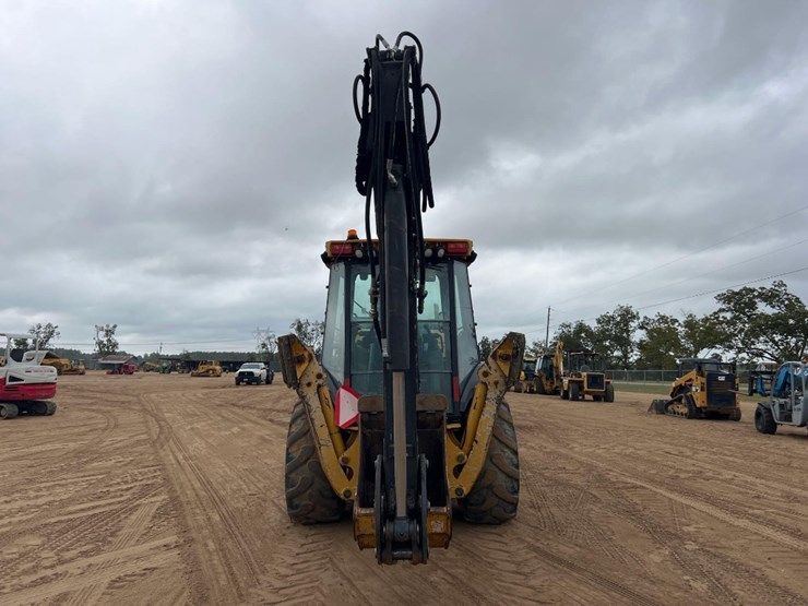 2017-deere-410l-image-3