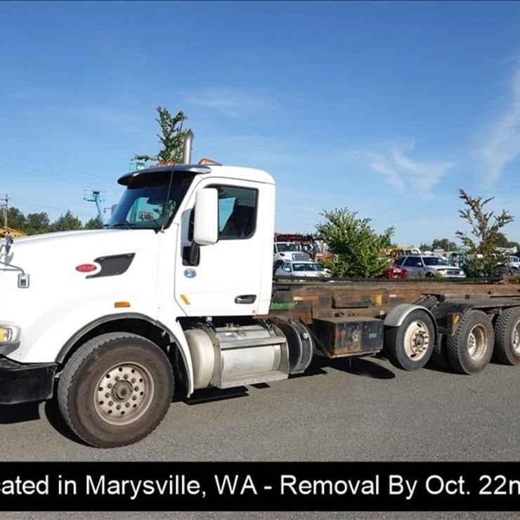 2015 PETERBILT 567