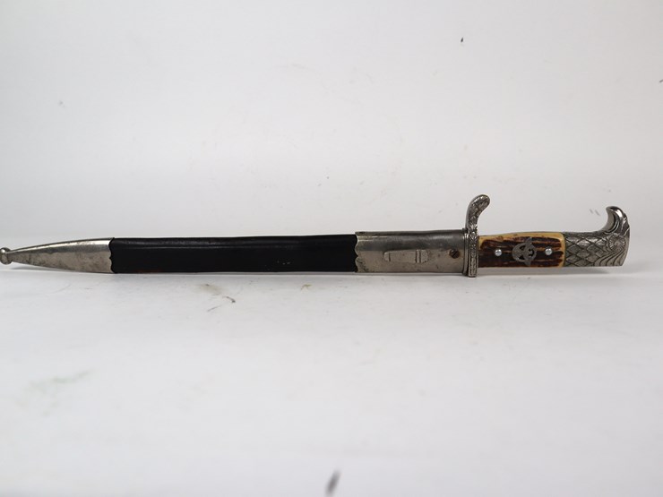 #84-•-#4277-•-wwii-german-police-dress-bayonet-with-stag-grip-13"-blade-and-17"-overall-length-image-2