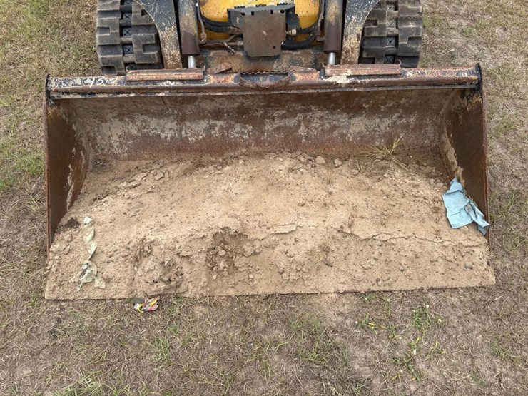 deere-317g-image-17