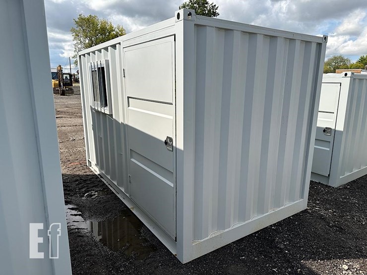 hurricane-6'x10'10"x81"-shipping-container-image-4
