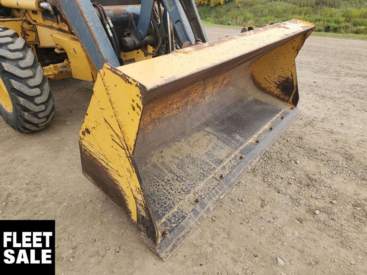john-deere-310-image-29