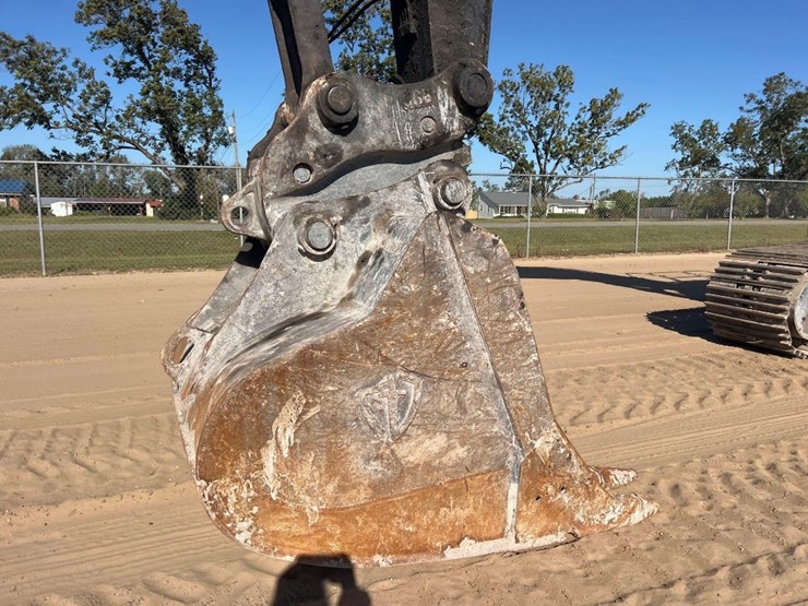 2019-deere-350g-lc-image-9