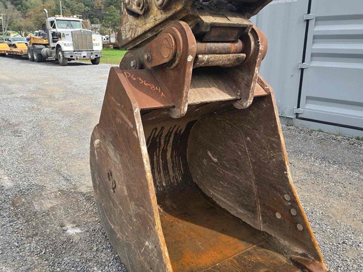 caterpillar-336fl-image-10