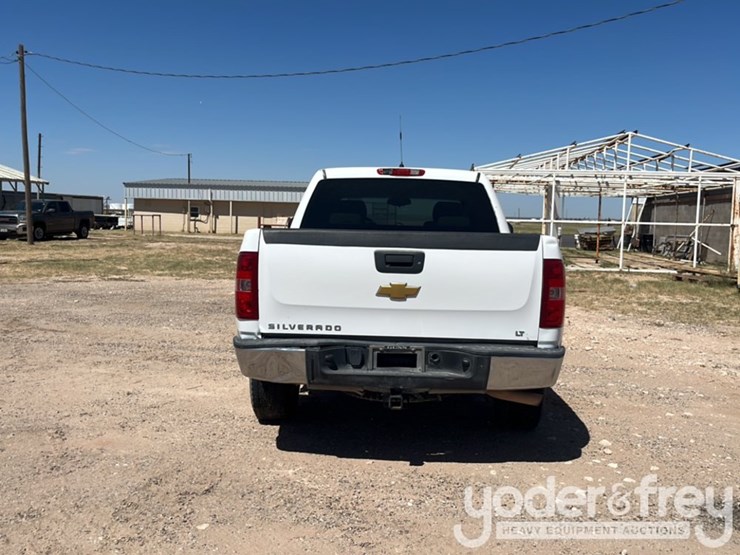 2013-chevrolet-silverado-1500-image-4