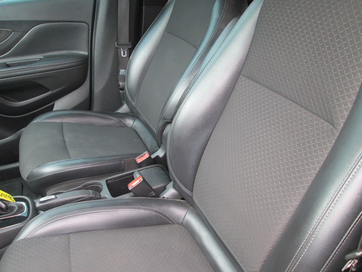 2019-buick-encore-image-20