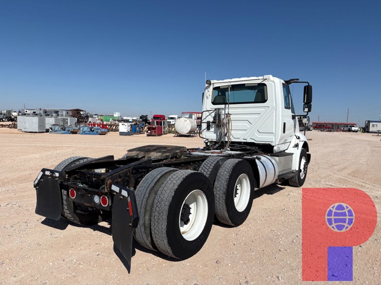 2018-international-transtar-8600-image-3