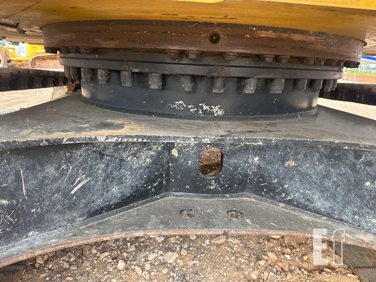 2021-caterpillar-315-gc-image-14
