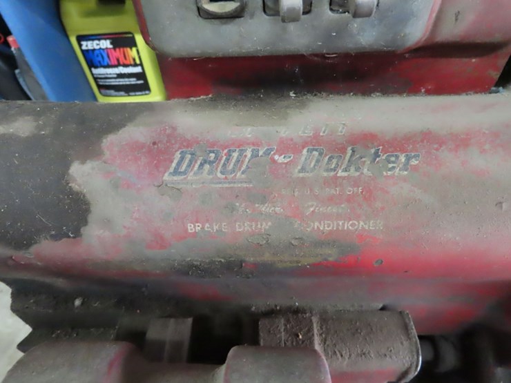 firestone-brake-grinders-and-barrett-true-arc-brake-show-grinder-machine-image-6